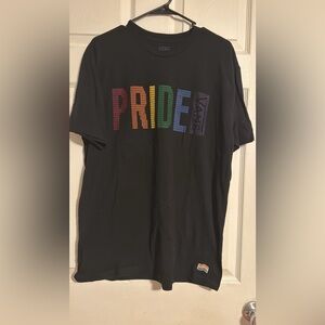 Vans pride T-shirt
